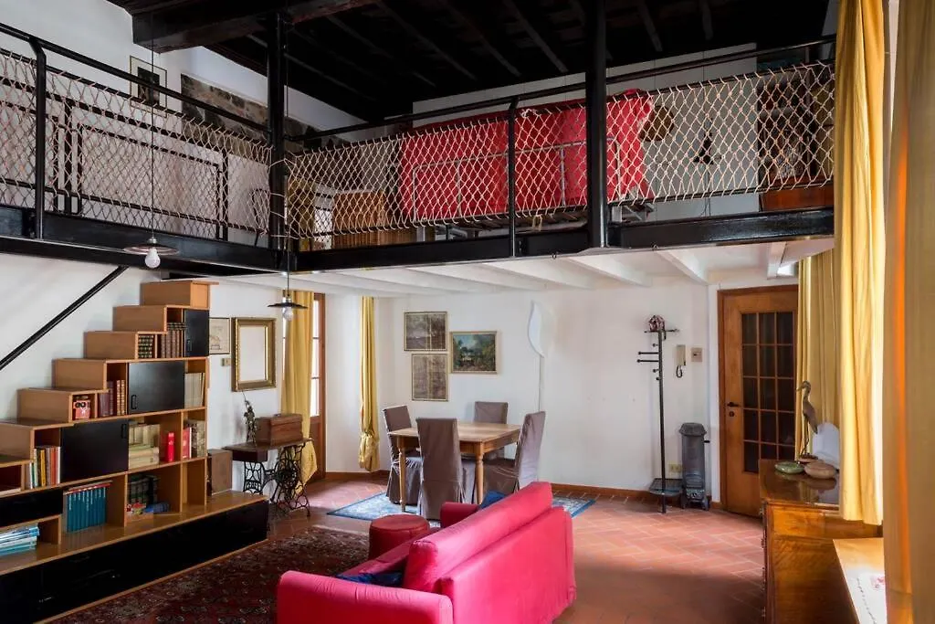 Loft In Pieno Centro Storico Apartment Como Italy
